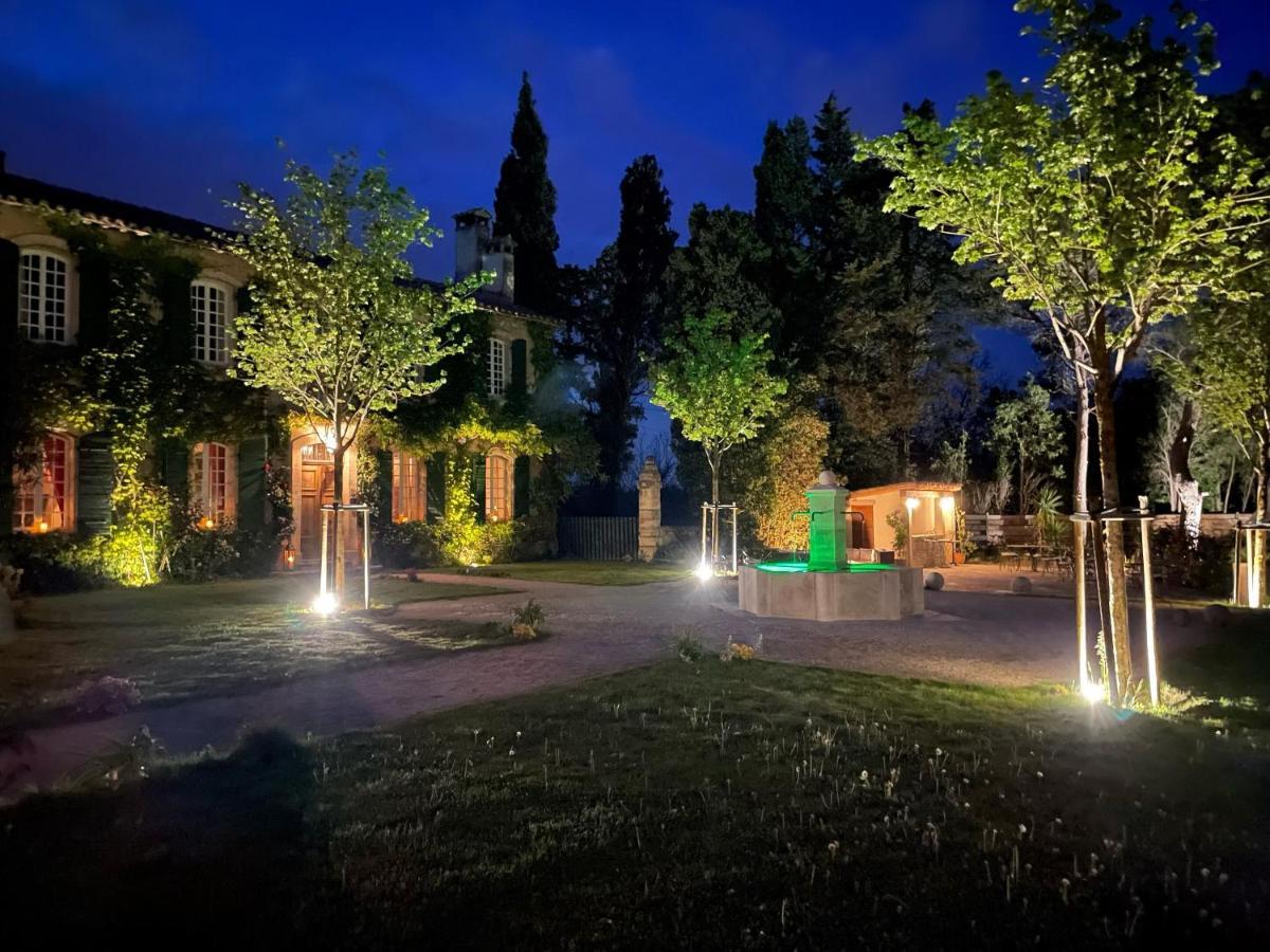 Domaine De Rhodes B&B Avignon Buitenkant foto