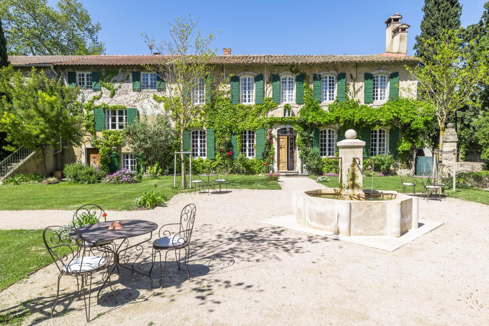 Domaine De Rhodes B&B Avignon Buitenkant foto