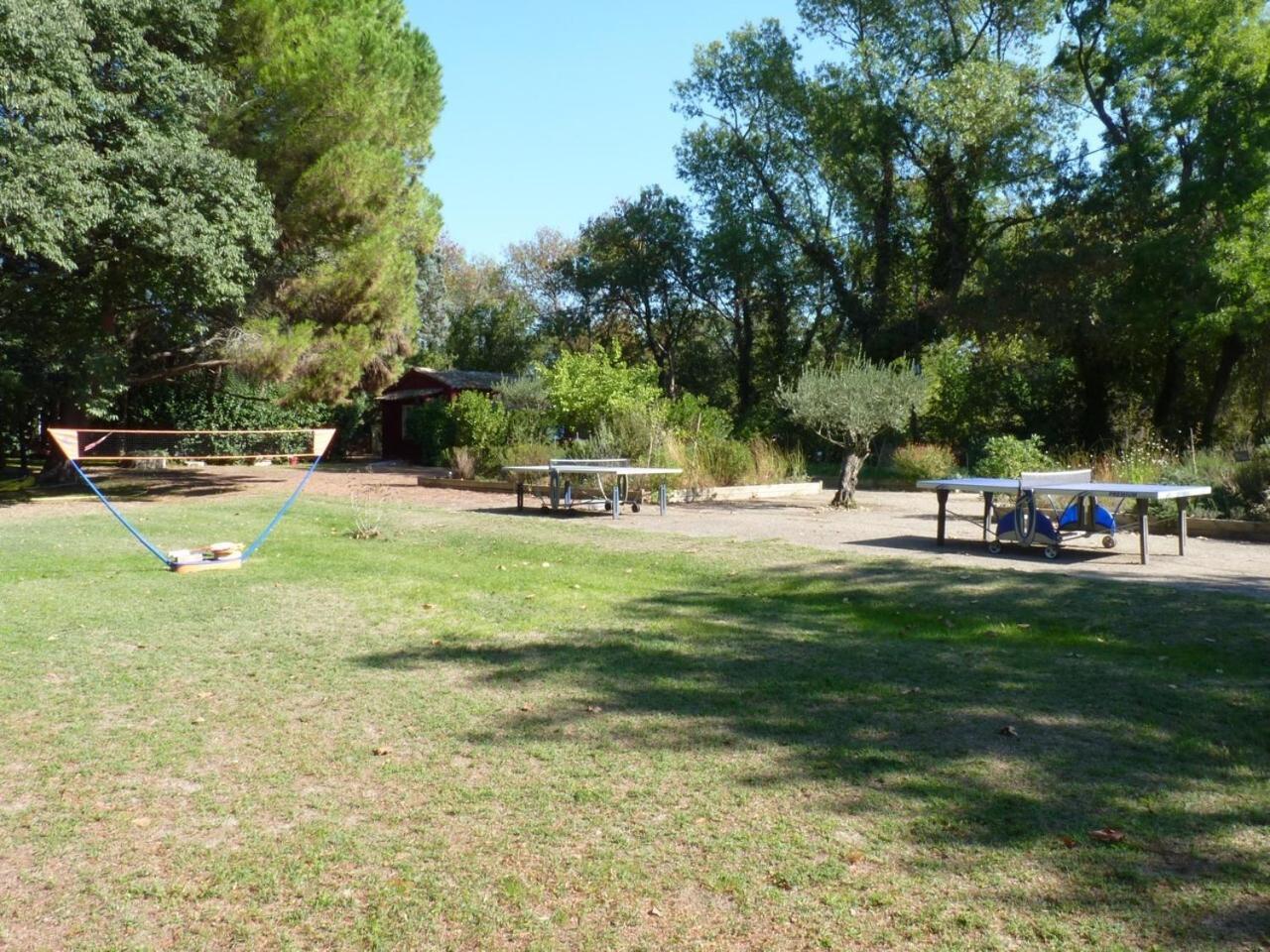 Domaine De Rhodes B&B Avignon Buitenkant foto